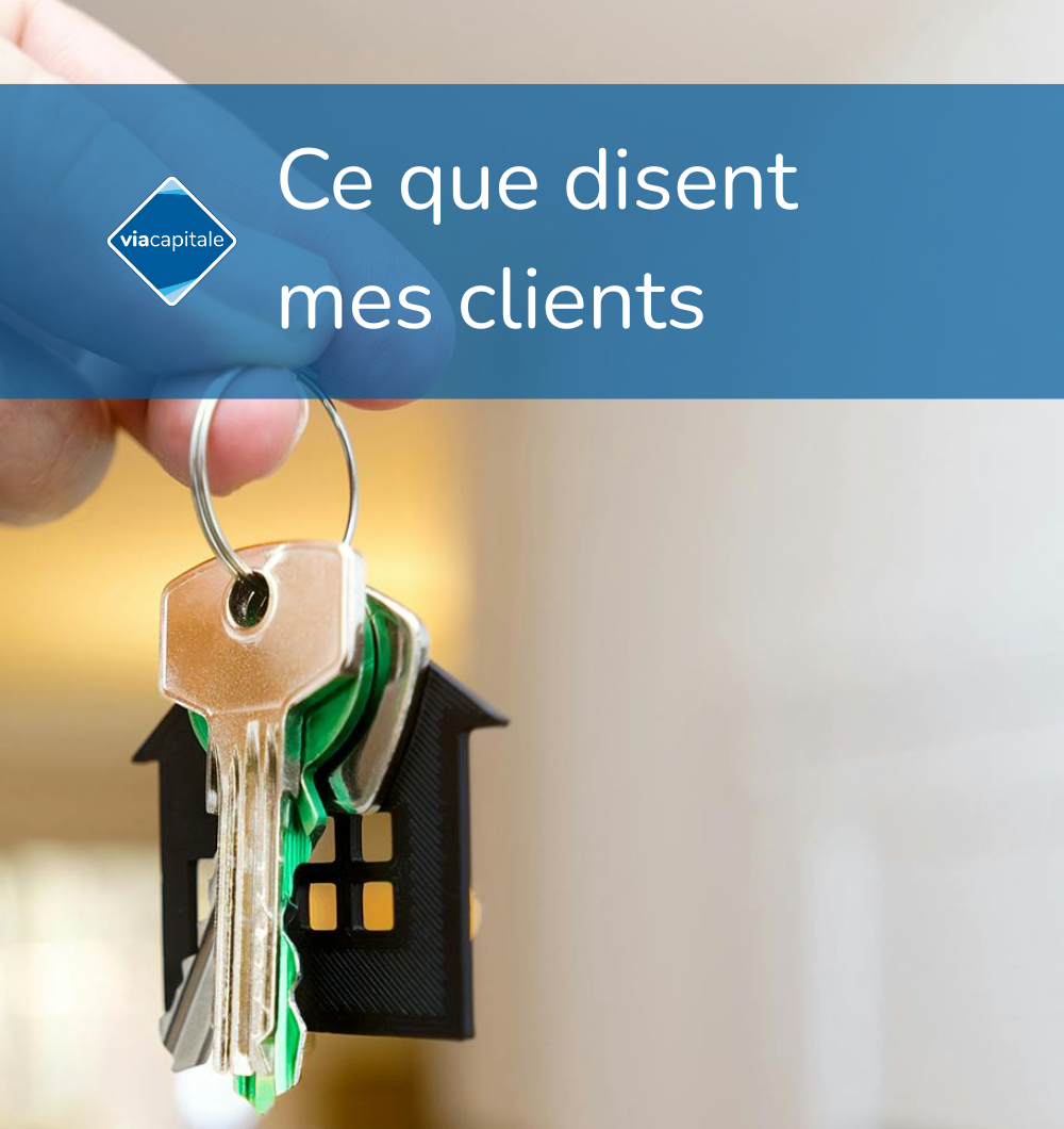 banderole-bleue-avec-logo-via-capitale-et-fond-photo-main-qui-tient-trousseau-clé-avec-breloque-maison